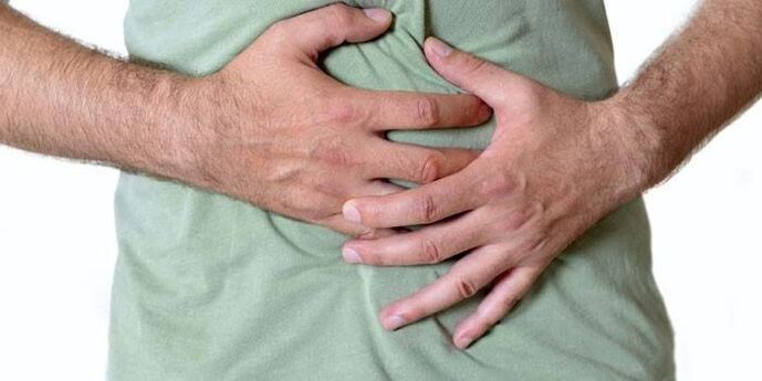 Ο κοιλιακός πόνος μπορεί να είναι συμπτώματα ελμινθίαση